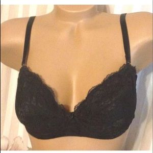 Victoria’s Secret Vntg bra black push up multi way